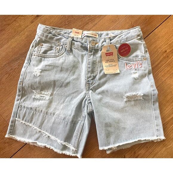 Levi's Blue Jean Shorts with Distressed Details NWT Size 14 Reg Girls - Picture 1 of 6